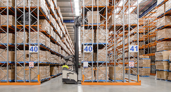 Customized Double Depth Racking , Warehouse Storage Pallet Racking High Capacity