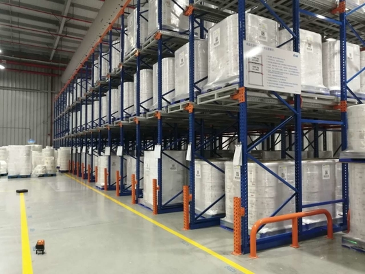 Heavy Duty Shelf Rack Drive In Pallet Racking System For Certificated Hanger Storage