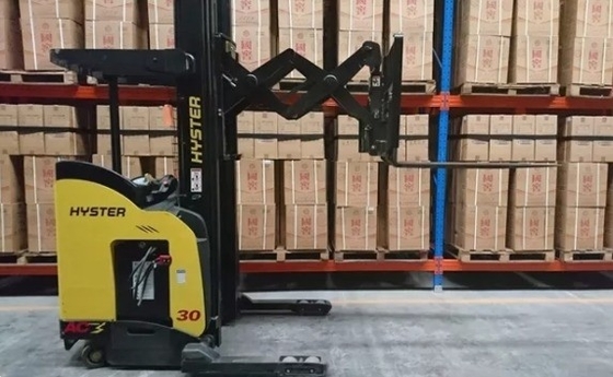 Heavy Duty Pallet Racking Double Deep , Powder Coated Warehouse Shelving Racks