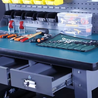 2000 Capacity Bilaterally Operable Garage Workbench For Powder Coating Manufacturing Line